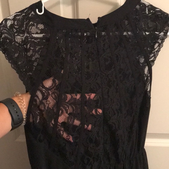 Black lace dress from Francesca’s - Picture 5 of 5